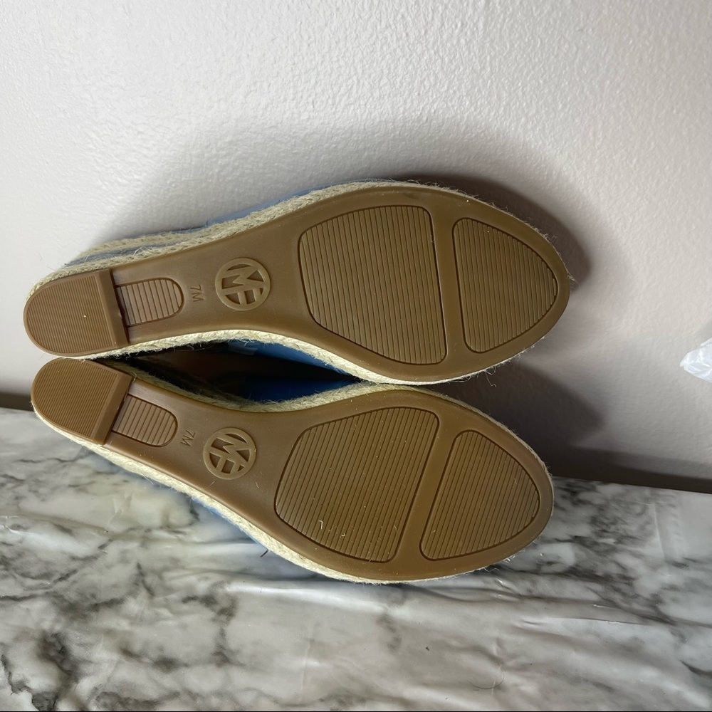 Marc Fisher Espadrille Wedge Sandals Blue Size 7 Read - Picture 3 of 16